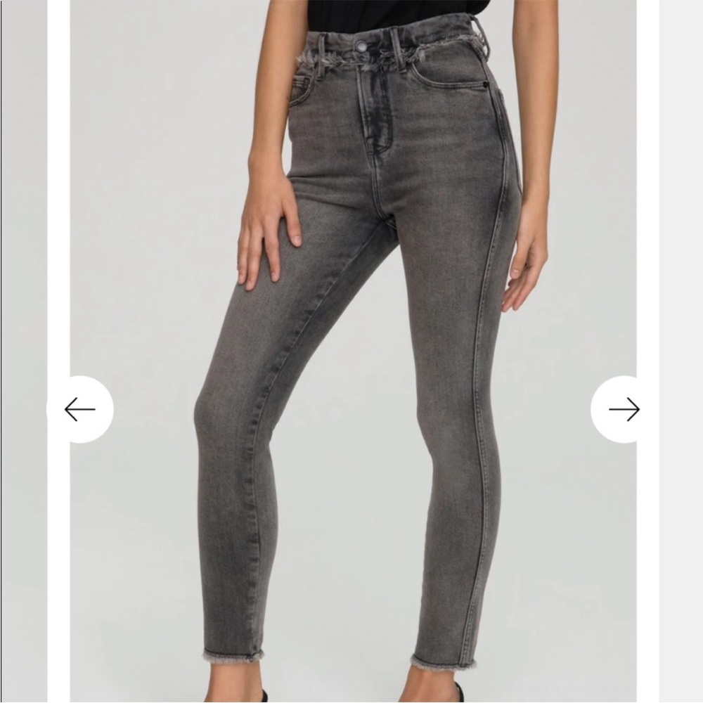 New with tags good American good curve skinny curve crop grey jeans size 0